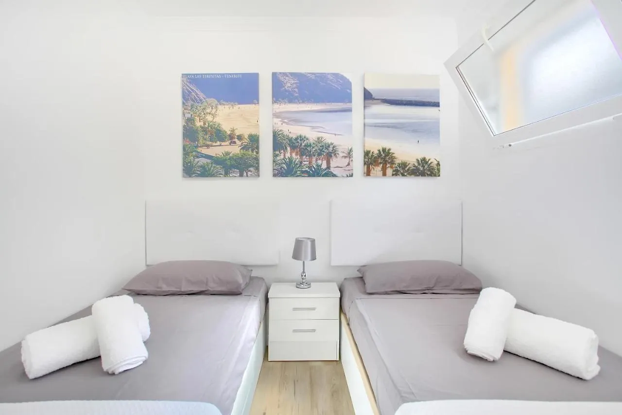 Luxury Penthouse, Best Sunset, Heated Pool, Fast Wifi Costa Adeje  Spain